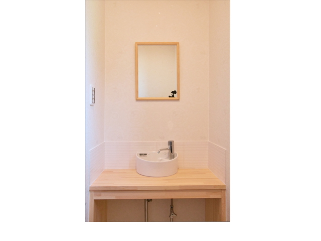 トイレ内手洗い